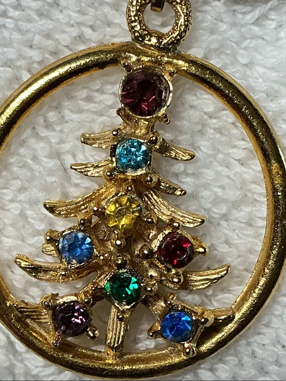 Vintage Christmas Tree Dangle Brooch with Multicolor Stones